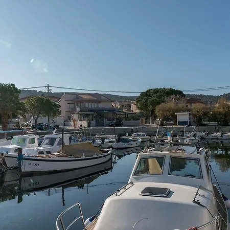 Apartment Apartment Slavica-2 By Interhome *