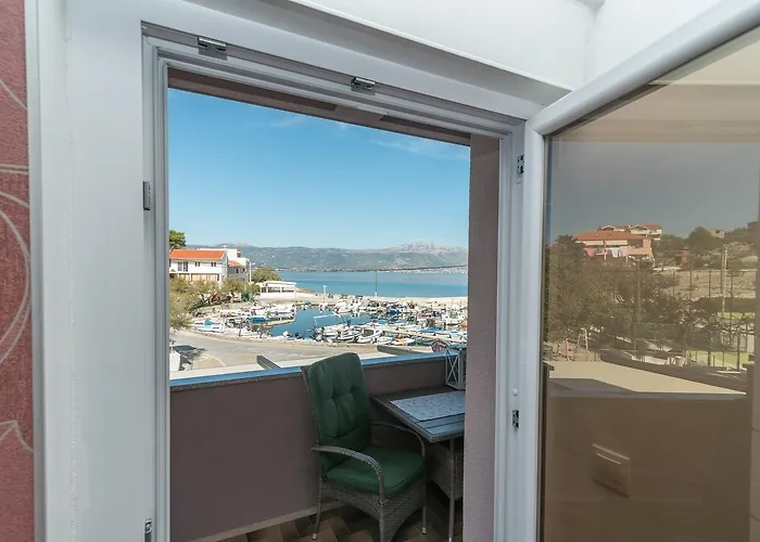 Daire Slavica-2 By Interhome *