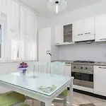 Apartman Apartment Slavica-2 By Interhome *
