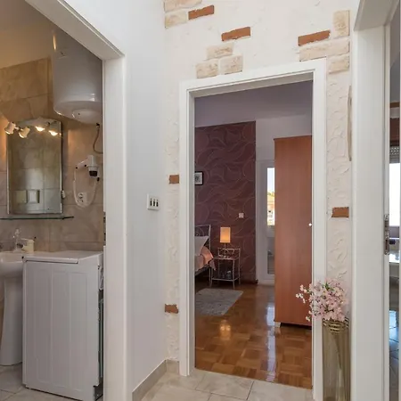 Apartment Slavica-2 By Interhome Trogir