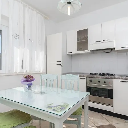 Apartman Apartment Slavica-2 By Interhome *